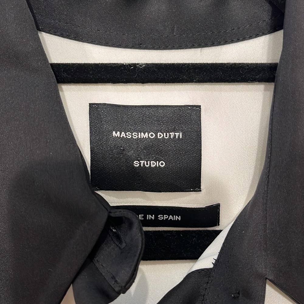 Massimo Dutti Studio tuxedo style silky oversized button up dress cream/black M - Picture 6 of 14
